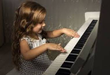 Những lí do bạn nên học Piano